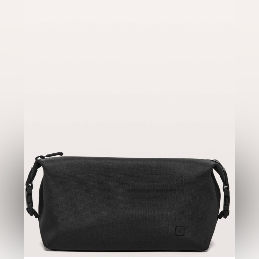 lululemon Command the Day Kit (Black)